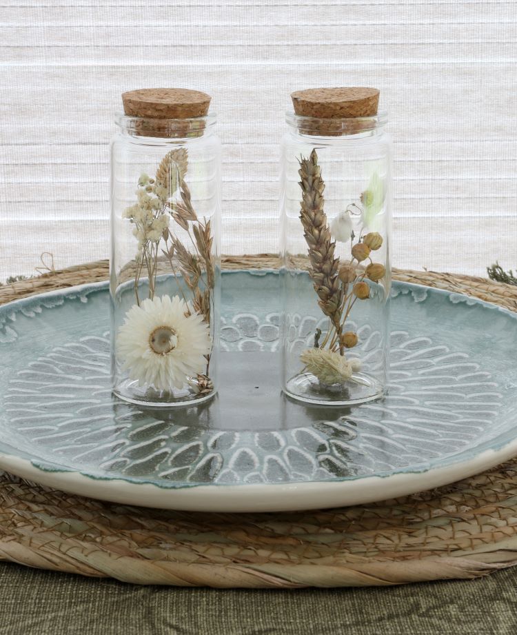 Glass tube with several dried flowers natural 12.5cm high - 12 pcs