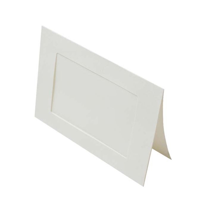 Folded Card White cut out Frame White 130x178mm